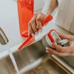 Kambukka Lagoon Drinkfles 750ml - Ruby Met Geïntegreerd Rietje -Alwero winkel 550x366 28