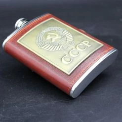 Merkloos "Kerst + Cadeau" Heupfles Set Luxe - 6 Delige Lederen Gift Set - Veldfles - Drankflacon Groot (225ml) - Drankfles - Platvink - Heup Flacon - Heupfles Trechter En Bekertjes - Pen - Sleutelhanger - Heupfles Leer - Hoge Kwaliteit - Heupfles Whiskey -Alwero winkel 550x550 384