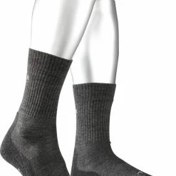 FALKE TK2 Explore Wool Wandelsokken Dikke Versterkte Thermische Sokken Zonder Patroon Met Medium Padding Lang En Warm Voor Wandelen Winter Merinowol Grijs Heren Sportsokken - Maat 39-41 -Alwero winkel 550x733 5