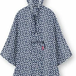 Reisenthel Mini Maxi Poncho Regenponcho - Opvouwbaar - Signature Navy Blauw 13 Reisenthel Mini Maxi Poncho Regenponcho - Opvouwbaar - Signature Navy Blauw -Alwero winkel 550x820 1
